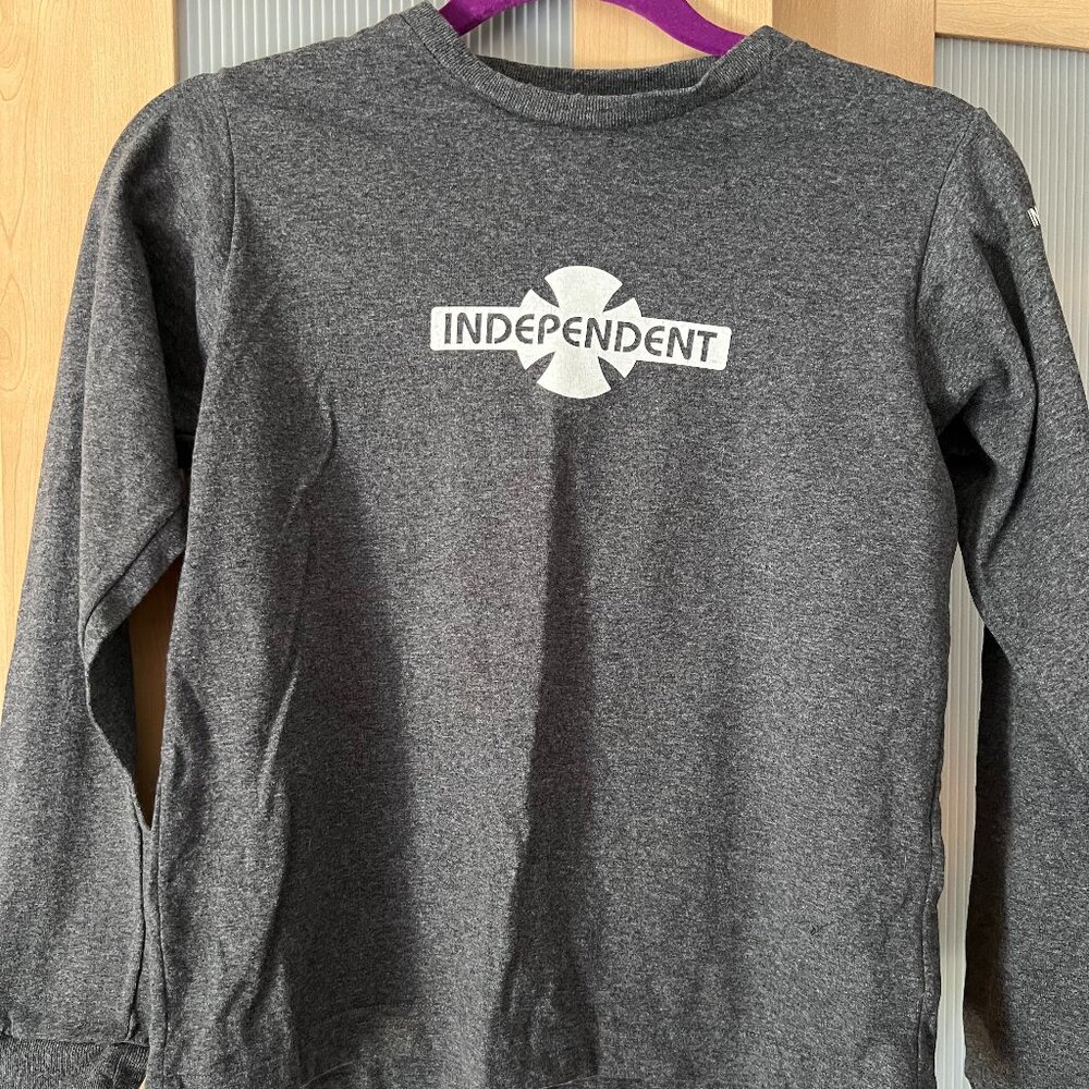 Vintage - Independent Skate Company Long-Sleeve T-Shirt